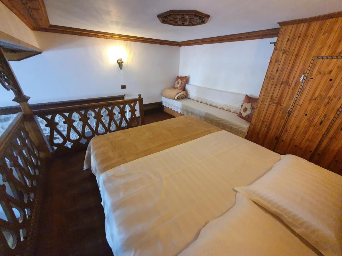 Riva Guest House Gjirokaster Exterior photo
